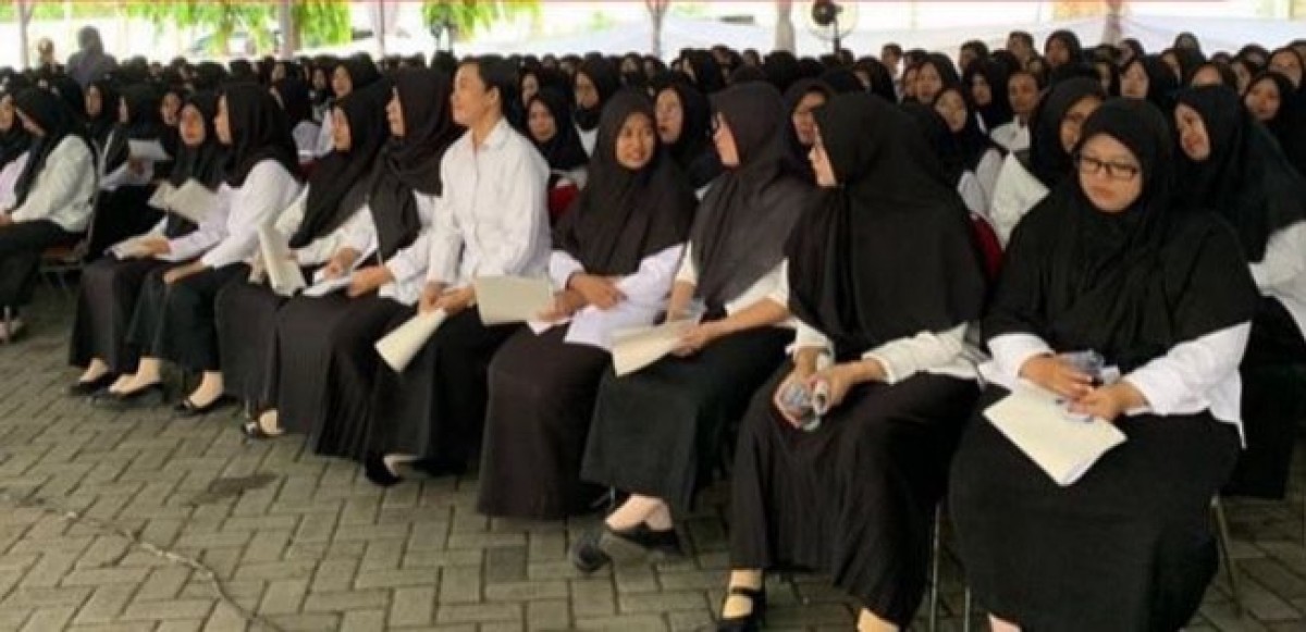 Peserta seleksi Kompetensi PPPK Pemkab Ponorogo saat di asrama haji Madiun (Foto: Instagram BKSPDM Ponorogo)