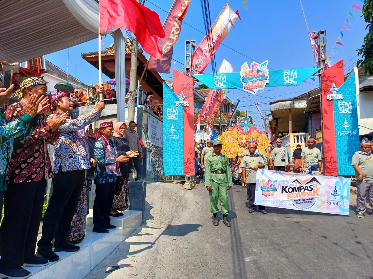 Pemkab Lamongan saat menggelar kegiatan berimpek pada IDM tepatnya di Desa Sendangagung, Paciran Lamongan.