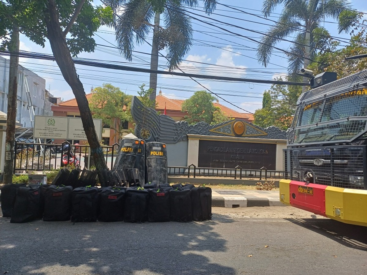 Sidang Perdana Pesilat Aniaya TNI di PN Lamongan Dijaga Ketat, Massa Dipaksa Balik Kanan