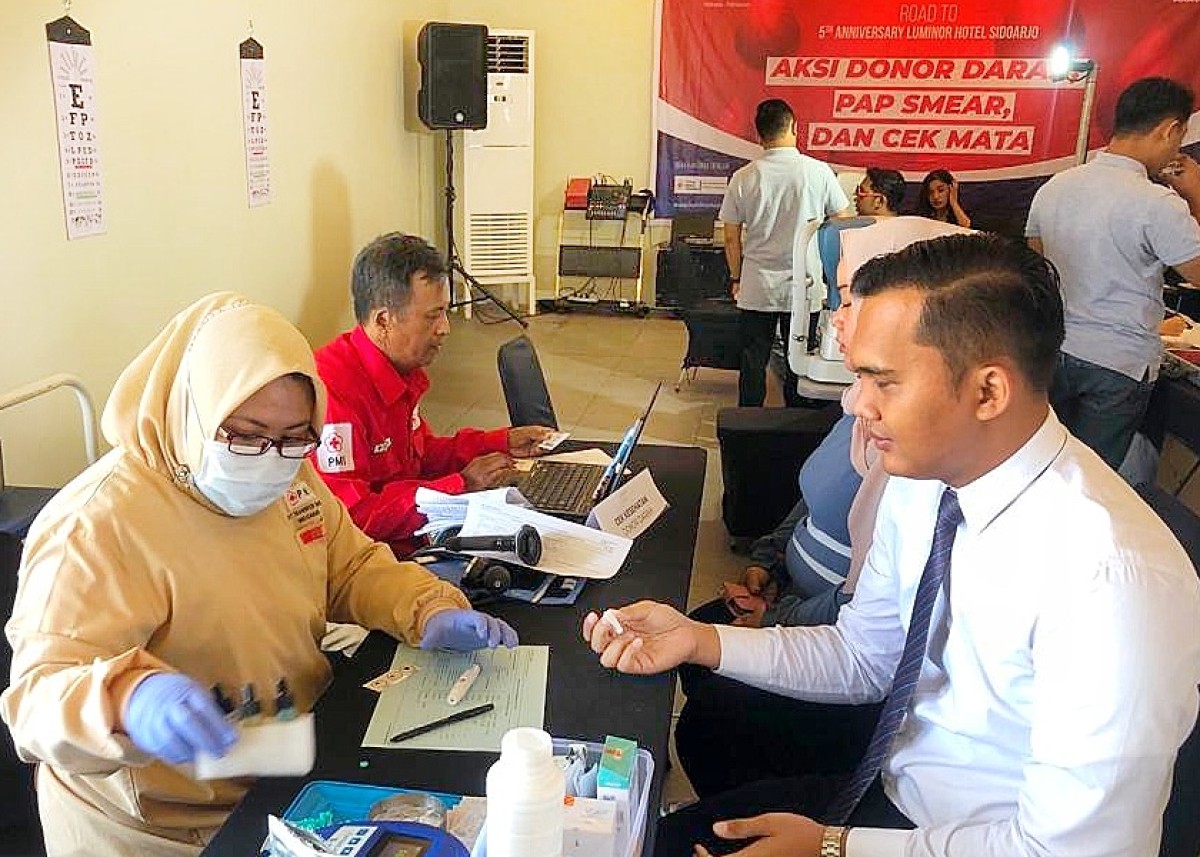 Sambut HUT ke-5, Luminor Hotel Sidoarjo Gelar Layanan Kesehatan Gratis untuk Masyarakat