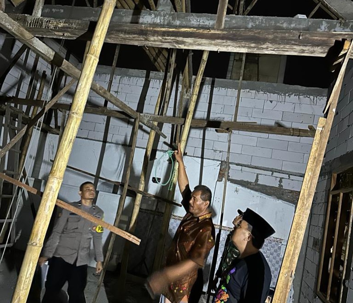 Kakek Warga Lamongan Tewas Gantung Diri di Musala