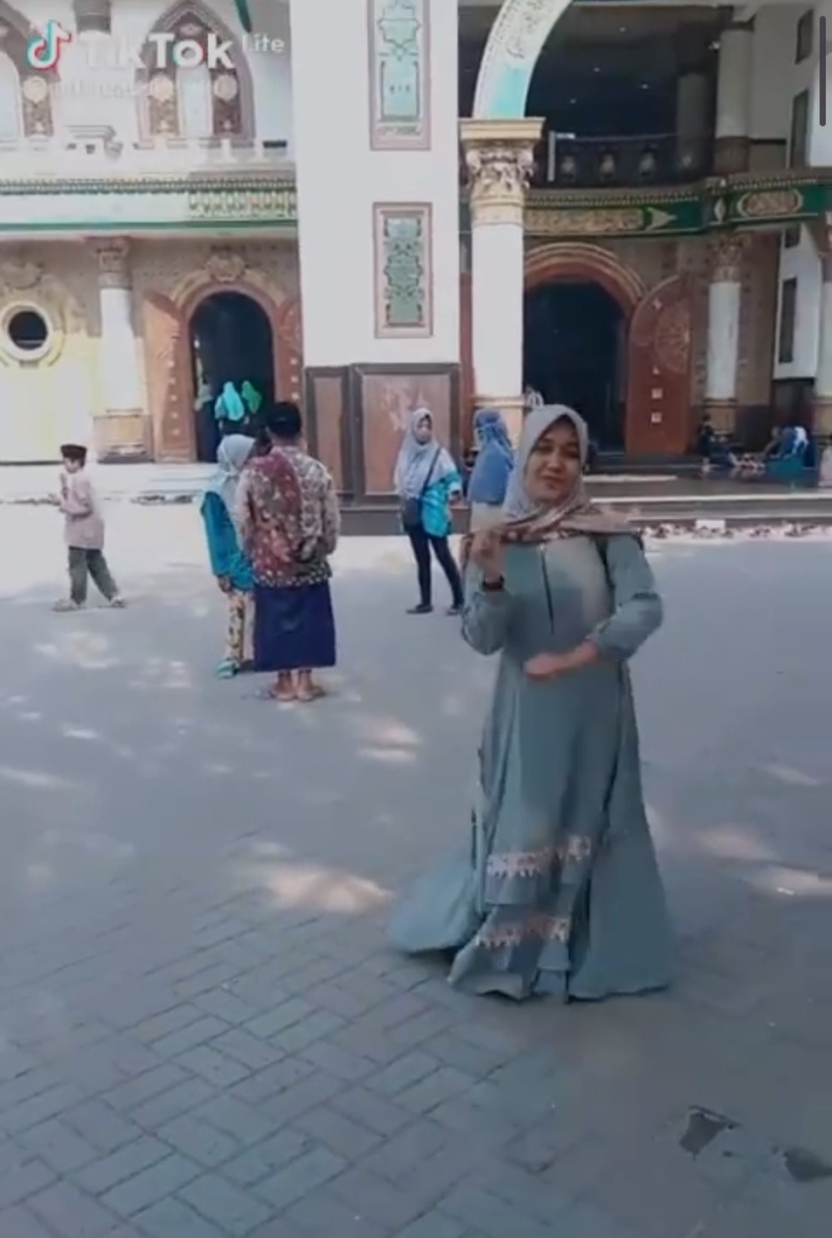 Tangkapan layar video TikTok viral di media sosial. (Fathor Rahman/jatimnow.com)