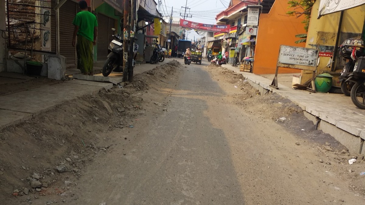 Kondisi perbaikan saluran air di Jemur Wonosari Gang Lebar (Foto: Haryo Agus/jatimnow.com)