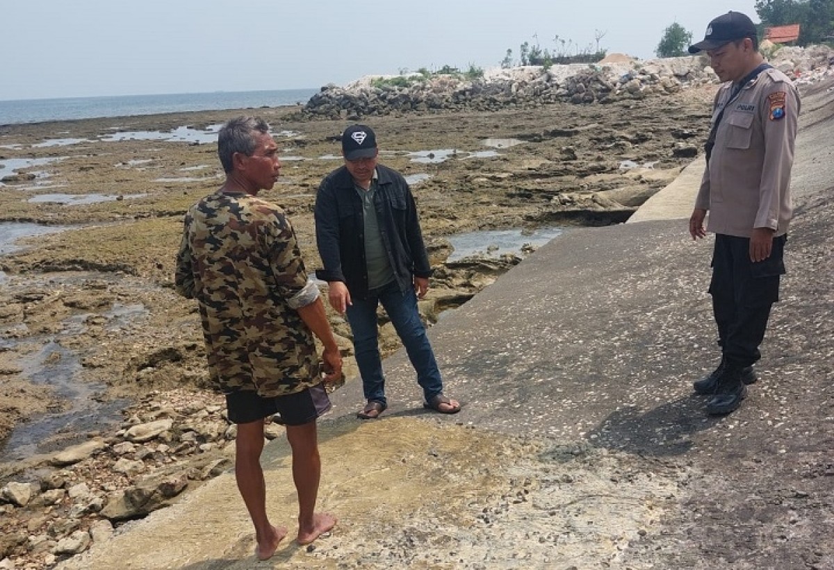 Lokasi penemuan mayat bayi di Pamekasan. (Foto: Fathor Rahman/jatimnow.com)