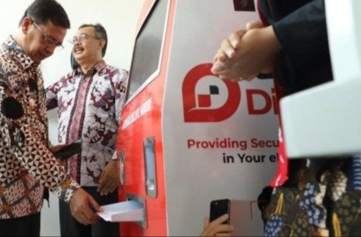 Anjungan Dukcapil Mandiri (ADM) di kompleks Kantor Pemda Pamekasan. (Foto: Humas Pemkab Pamekasan for jatimnow.com)