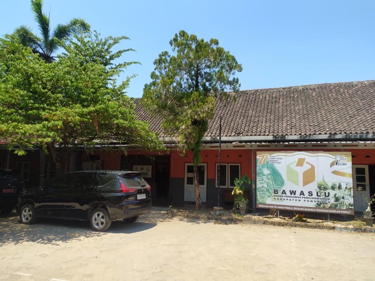 Kantor Bawaslu Ponorogo lama yang akan berganti menjadi kantor Satpol PP Ponorogo (Foto: Ahmad Fauzani/jatimnow.com)