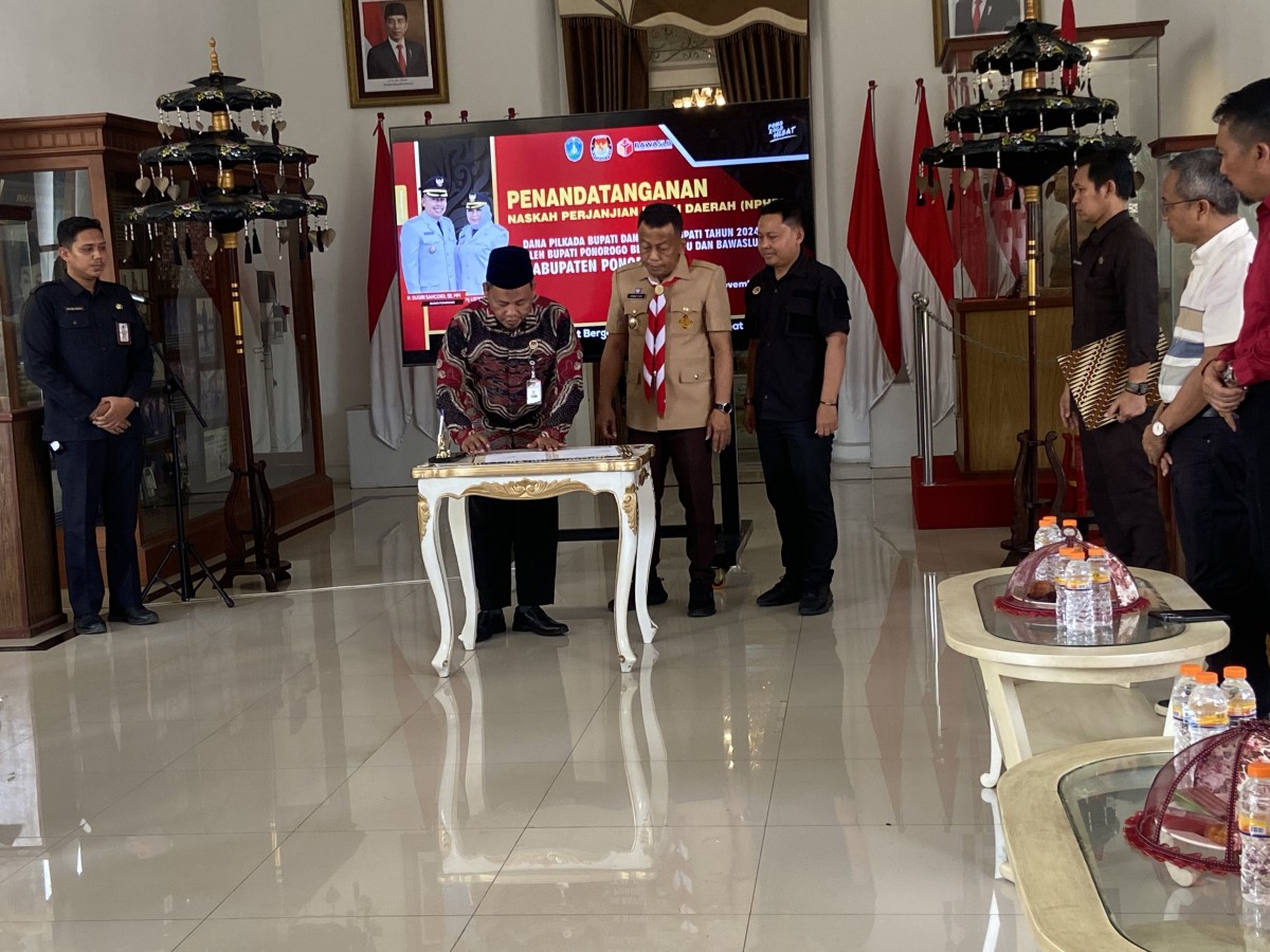 Bupati Ponorogo Teken NPHD Pilkada 2024, Permintaan Bawaslu dan KPU Dipangkas Puluhan Miliar