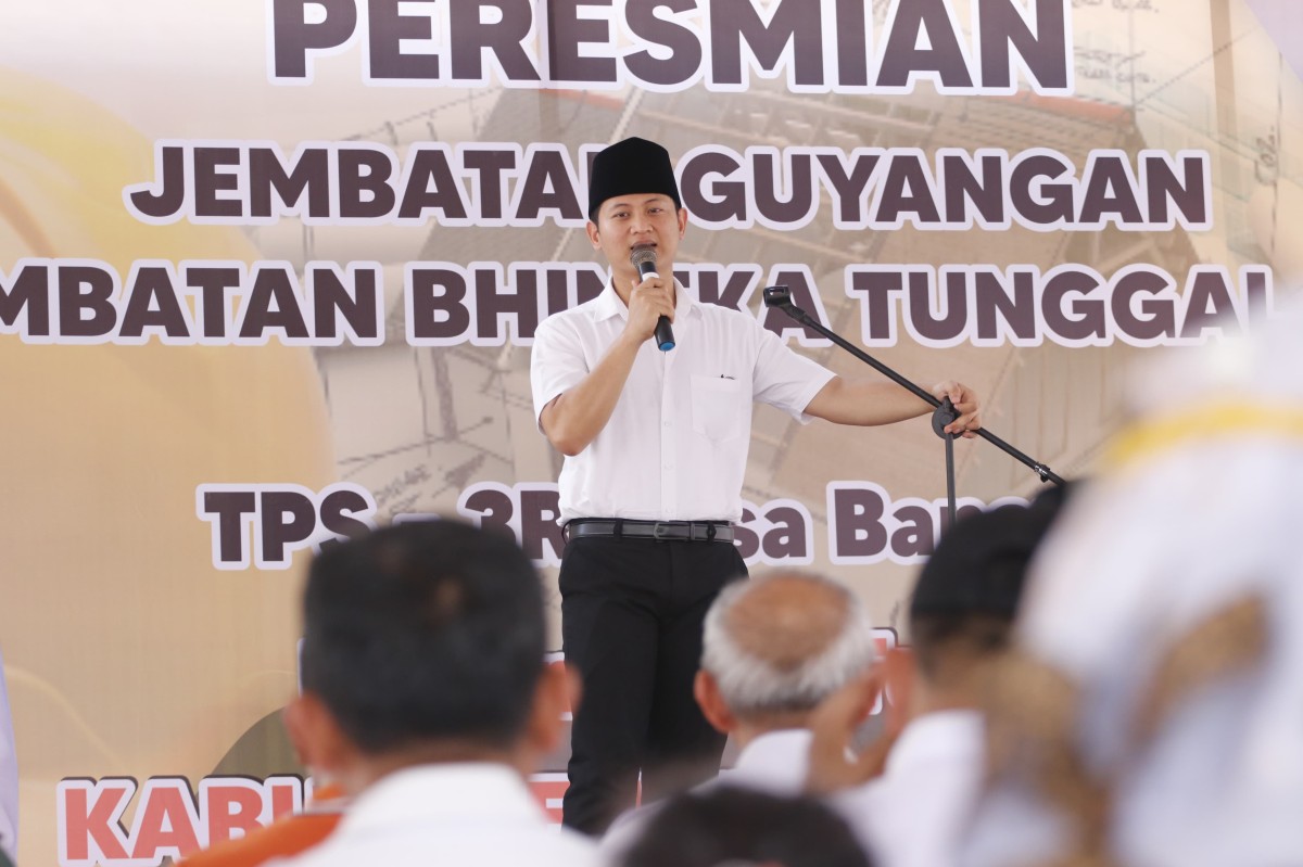 Bupati Trenggalek Resmikan Jembatan Bhineka Tunggal Ika