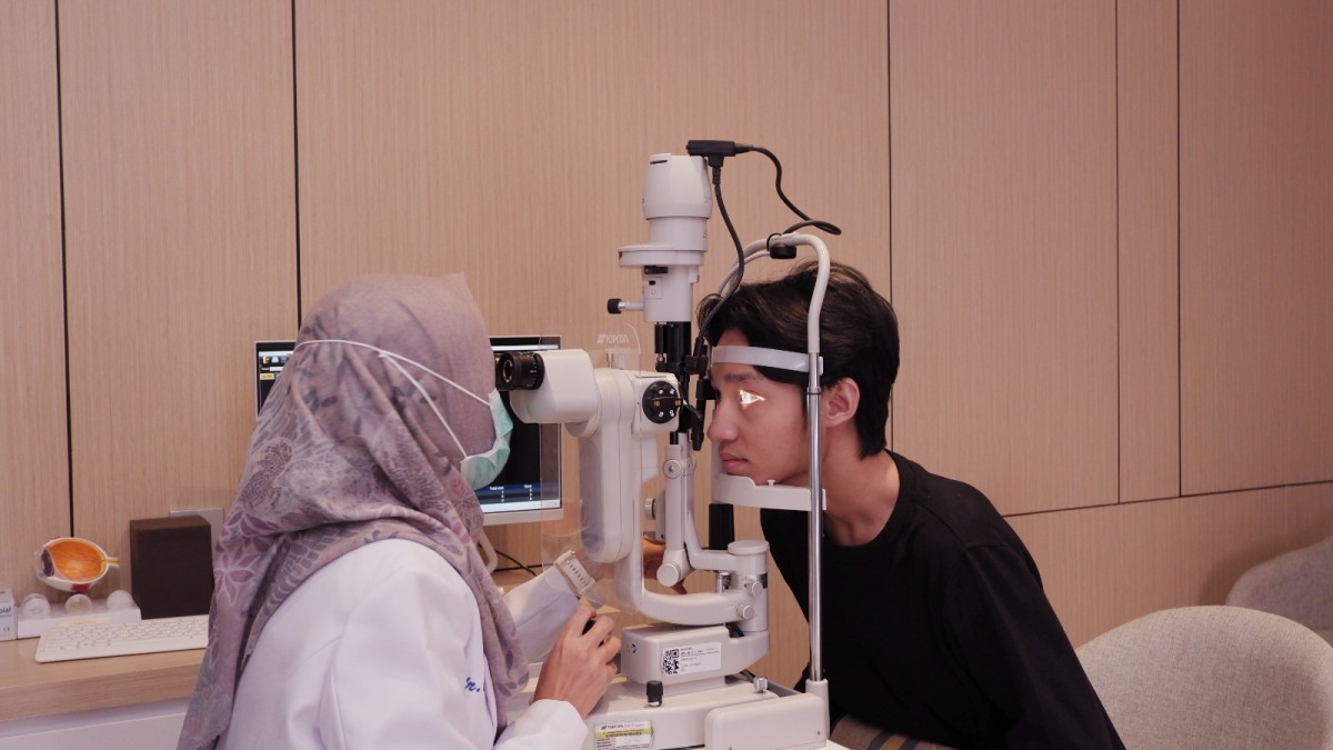 Ini Alasan Kiesha Alvaro Pasha Bela-belain Operasi Lasik ke Surabaya