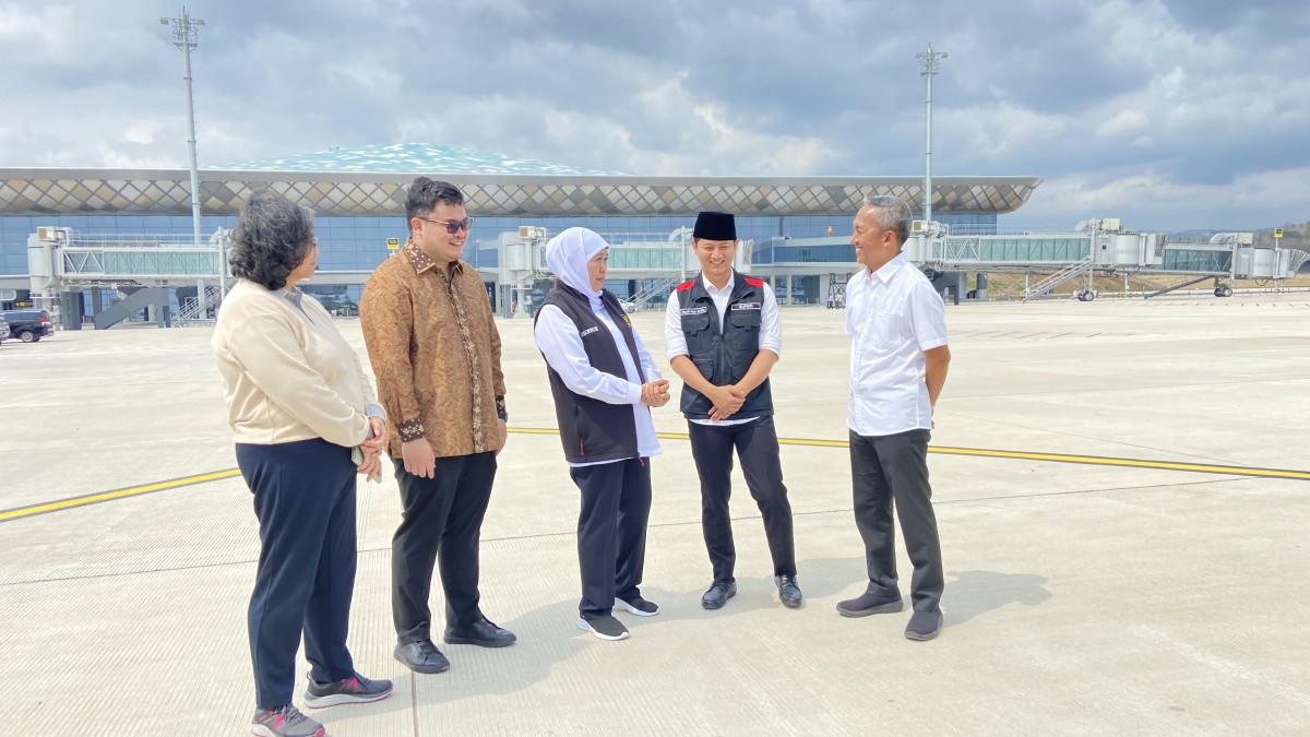 Sambut Bandara Dhoho Kediri, Mas Dhito Ajak Kepala Daerah Selingkar Wilis Bangun Jalan