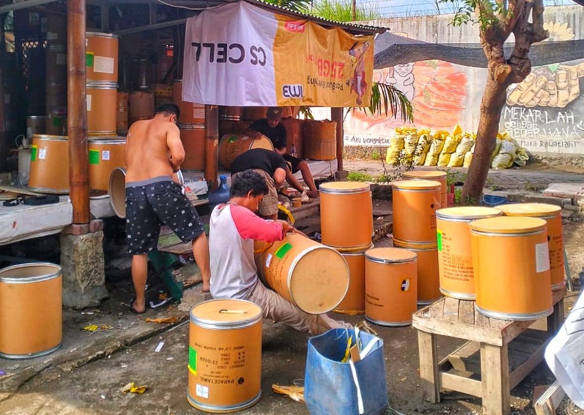 Produksi Mebel Enzonecraft, Zulhas Kumpulkan Caleg, Disertai Angin Kencang