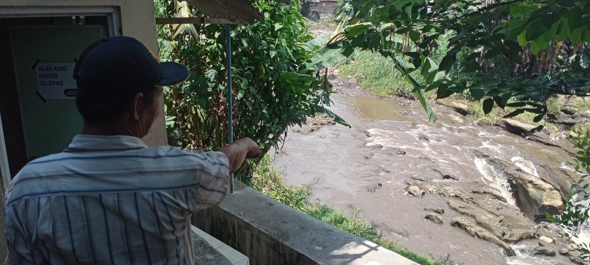 Jenazah Pria Tanpa Identitas Ditemukan Tergeletak di DAS Brantas Kota Malang