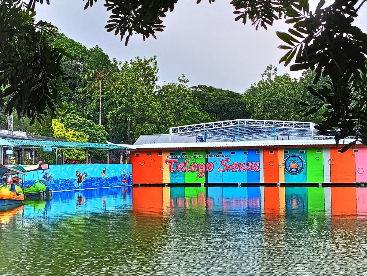 Salah satu obyek wisata Telogo Sewu yang memberikam kontribusi dengan menyerap pengangguran di lingkungan sekitar. (Foto-foto: Ahaddiini HM/jatimnow.com)