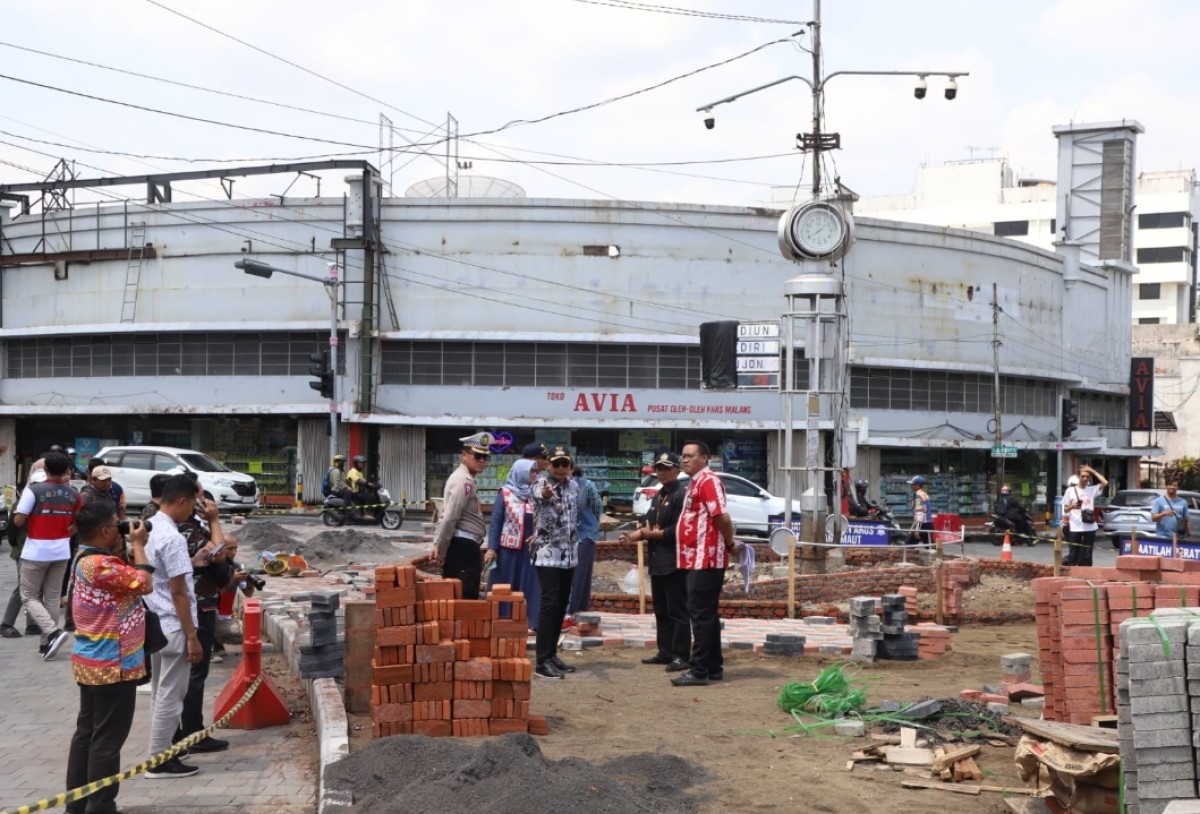 Kondisi persimpangan PLN beberapa waktu lalu. (Foto: Gerhana/jatimnow.com)