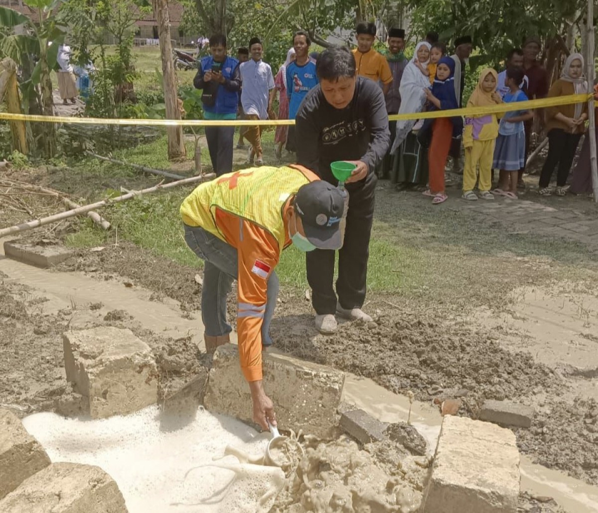 Semburan Air di Sidomulyo Berbahaya? Ini Penjelasan DLH Bojonegoro