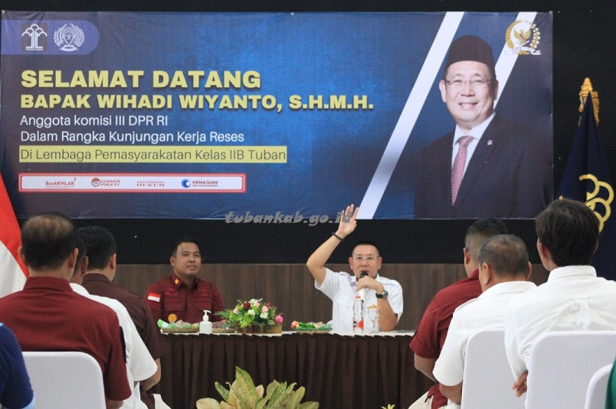 Kunjungan anggota Komisi III DPR RI Wihadi Wiyanto di Lapas Tuban. (Foto: Humas Pemkab Tuban for jatimnow.com)