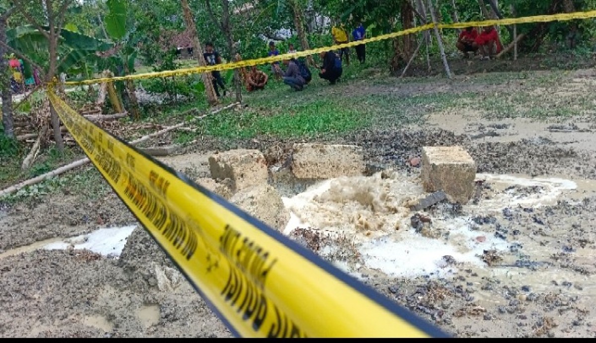 Fenomena Semburan Air Lumpur Kembali Gegerkan Warga Sidomulyo Bojonegoro, Tercium Bau Belerang
