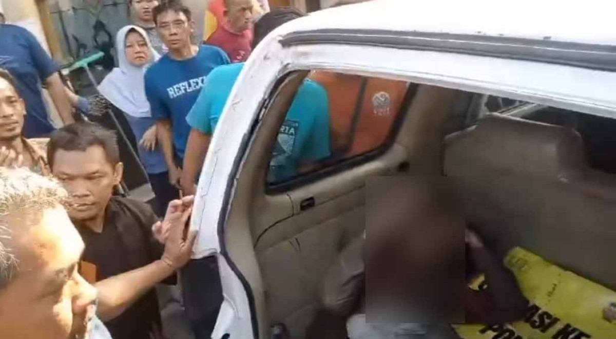 Jambret Kalung Tepergok Sembunyi dalam Gorong-gorong di Surabaya, Bonyok Dihajar Massa