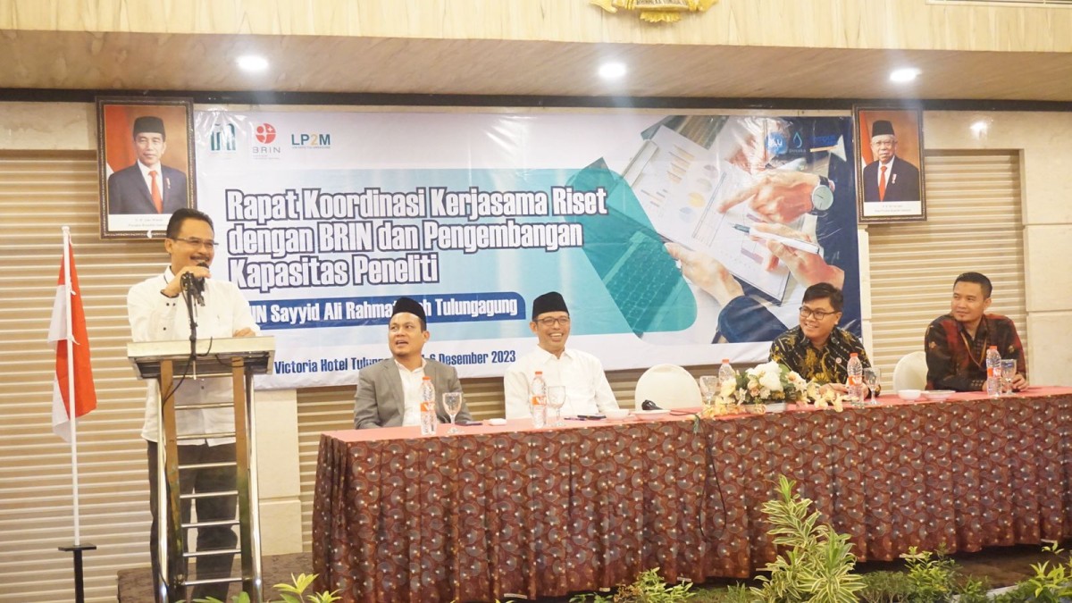 Penandatanganan kerja sama UIN Satu Tulungagung dengan BRIN. (Foto: UIN Satu Tulungagung)