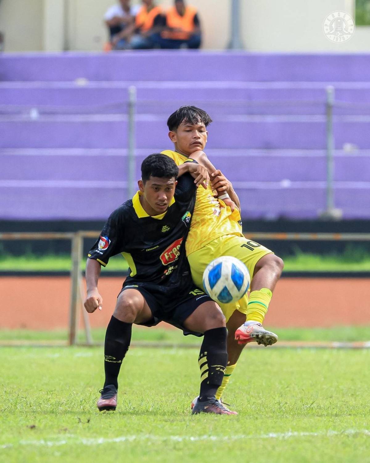 Perseta Tulungagung 1970 saat melawan PSM Madiun. (Foto: Instagram Perseta 1970)