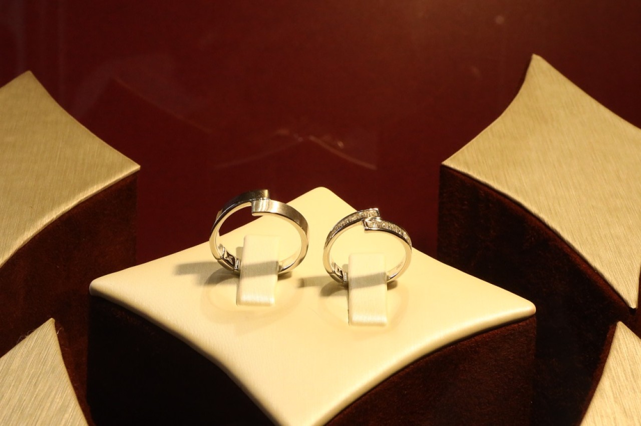 Koleksi couple ring dan desain baru Frank & Co hasil kolaborasi dengan Monica Ivena (Foto: CMK for jatimnow.com)