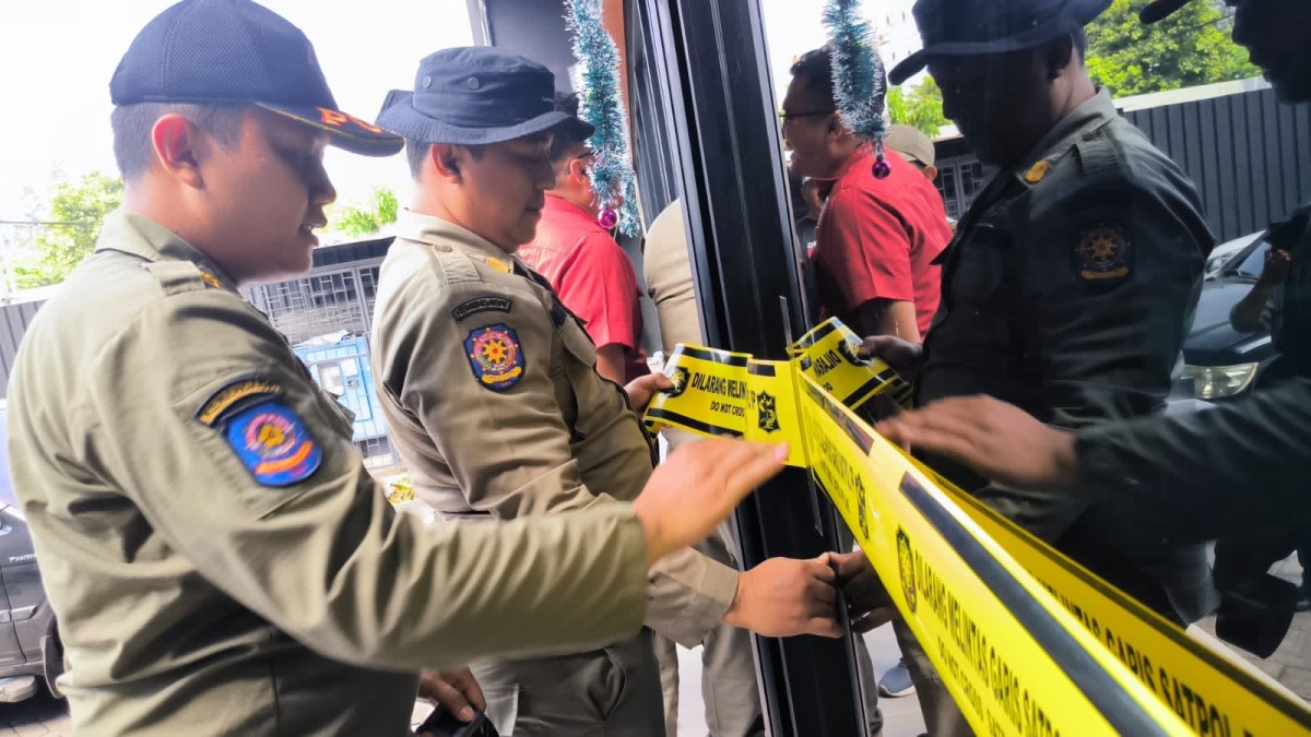 Penyegelan salah satu RHU di Surabaya (ilustrasi/dok.jatimnow.com)