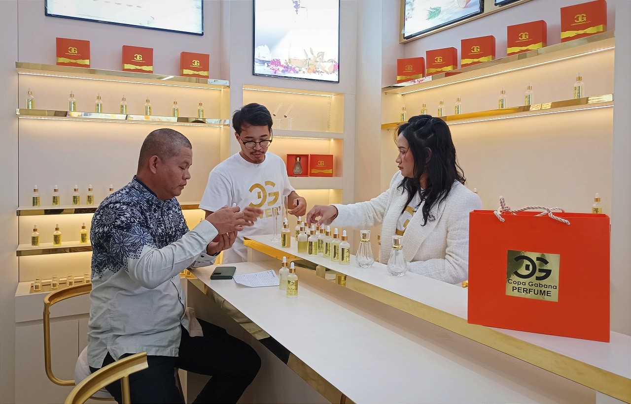 Copa Gabana Exclusive Gresik Hadirkan Ruang VIP Bagi Pecinta Parfum