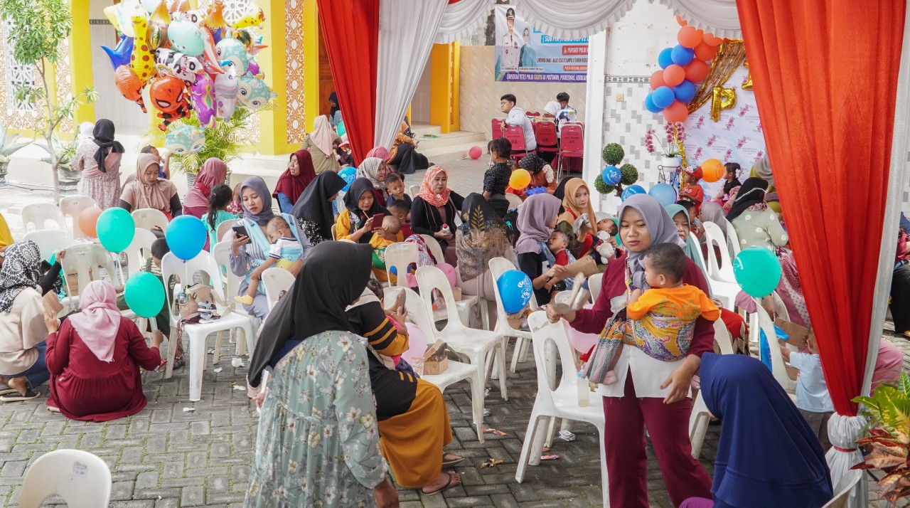 Salah satu kegiatan yang digelar Pemkab Lamongan dalam rangka menekan angka stunting. (Foto : Humas Pemkab Lamongan for jatimnow.com)