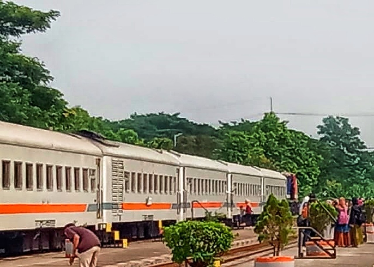 KA Blambangan Ekspres/ (Foto: Ahaddiini HM/jatimnow.com)