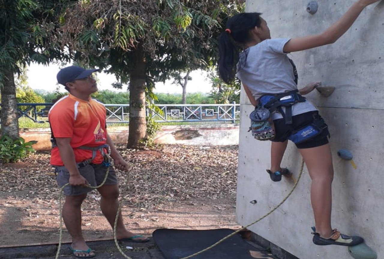 8 Besi Penyangga Dinding Panjat Tebing di Alun-Alun Bangkalan Dicuri