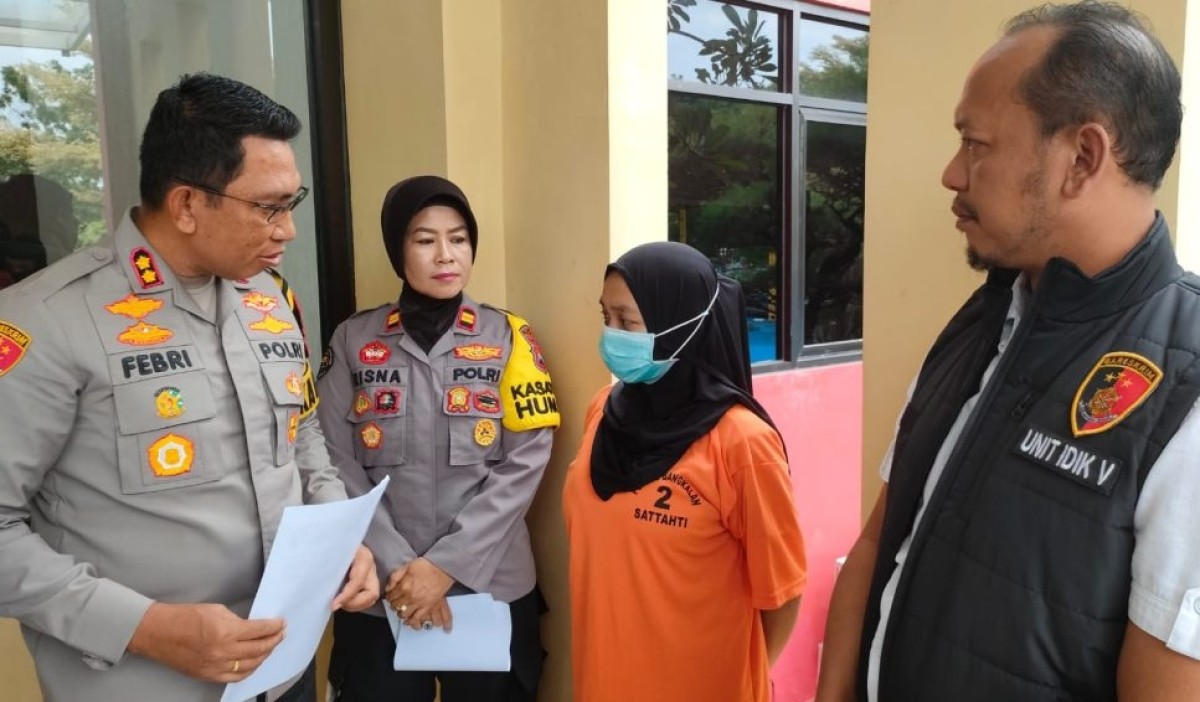 Ibu Buang Bayi Hasil Hubungan Gelap di Pasar Bangkalan