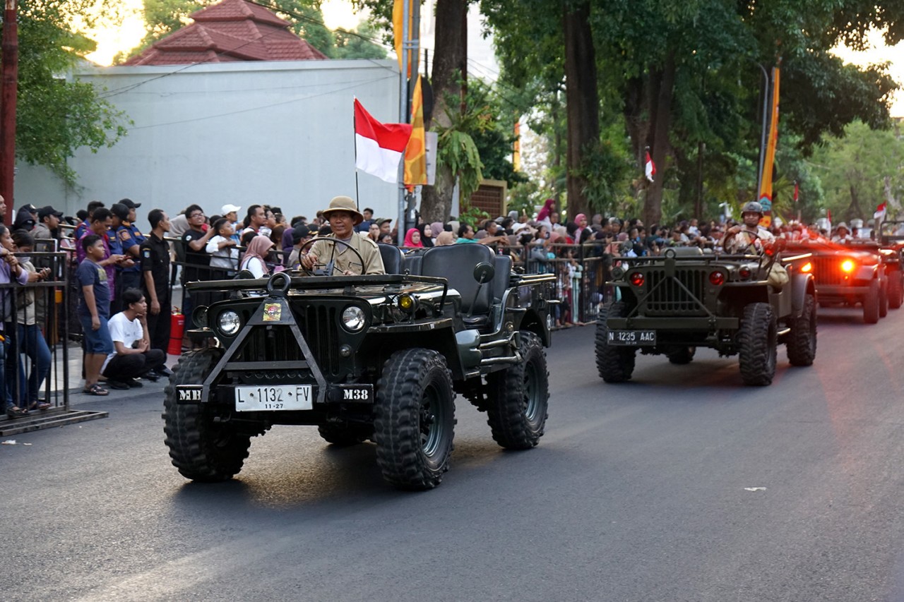 Jeep Tour menjadi upaya meramaikan eksistensi Wisata Kota Lama Surabaya. Salah satunya menggandeng komunitas Jeep Willys (foto: Pemkot Surabaya for jatimnow.com)