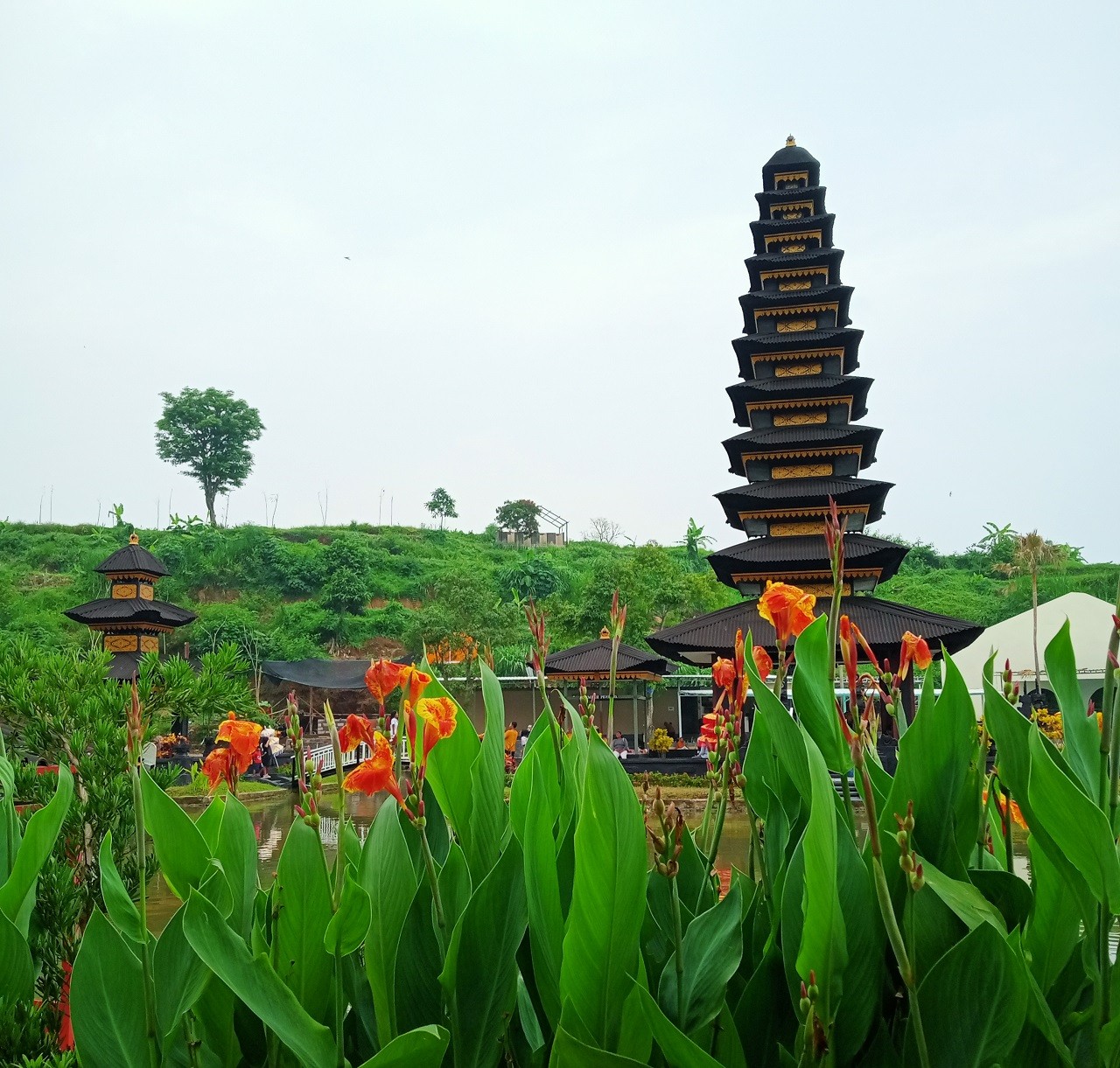 Lembah Pendawa Ikon Wisata Bernuansa Bali di Pandaan