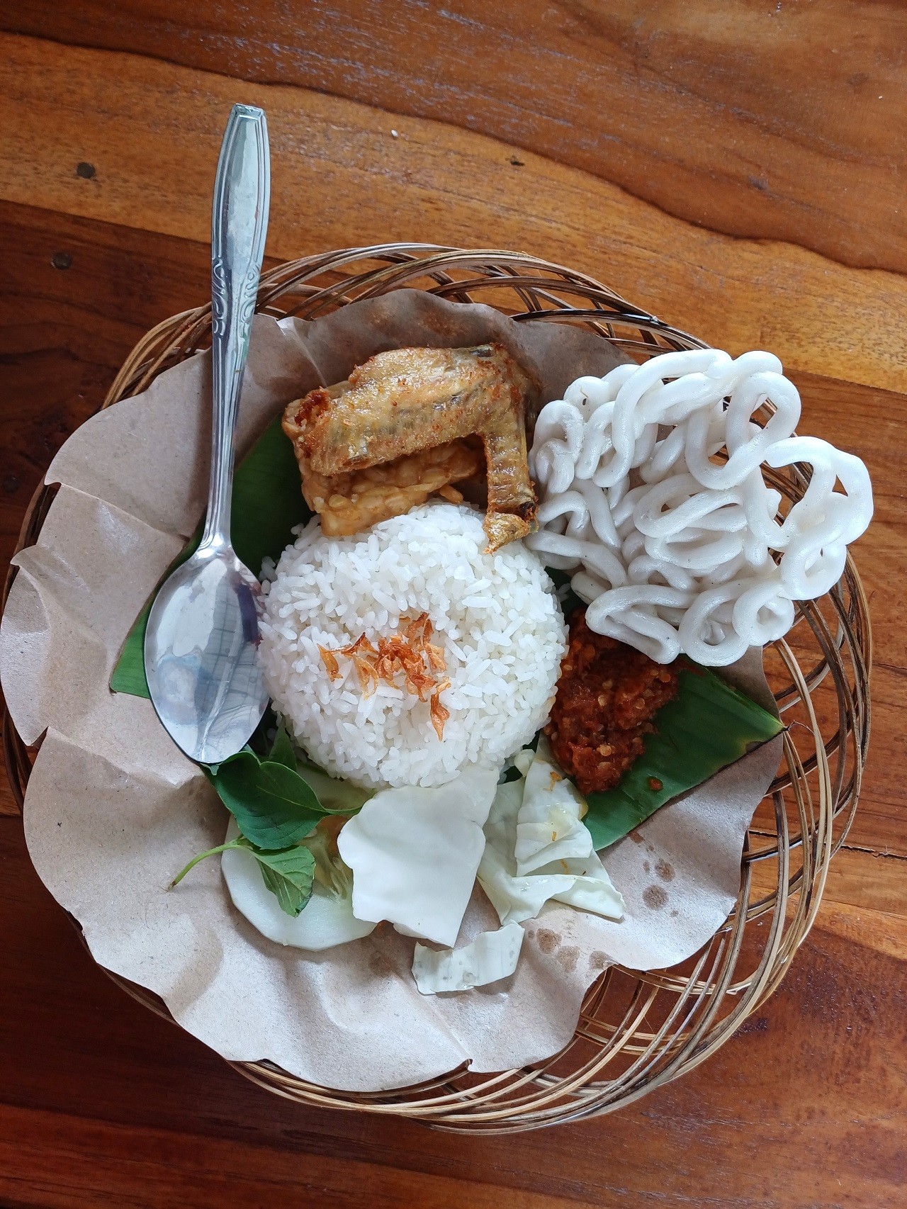 Madhang Kemringet, Warung Makan Kekinian di Lamongan Cetuskan Ide Kaki Enam
