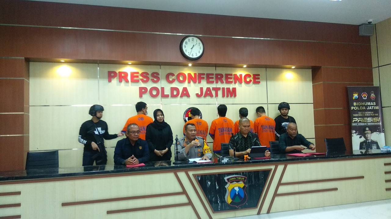 Rilis kasus pengungkapan penembakan warga Sampang. (Foto: Haryo Agus/jatimnow.com)