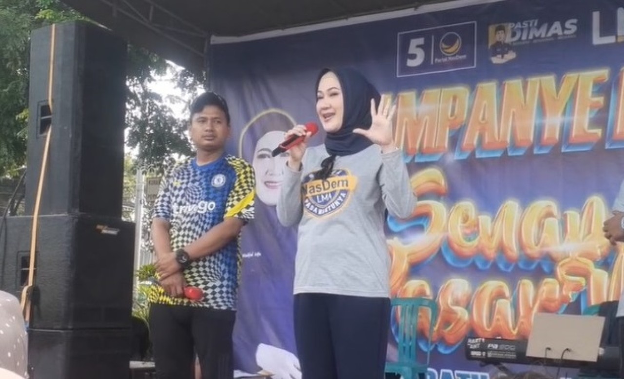 Lita Machfud Arifin saat kampanye di Surabaya beberapa waktu lalu. (Foto: dok. jatimnow.com)