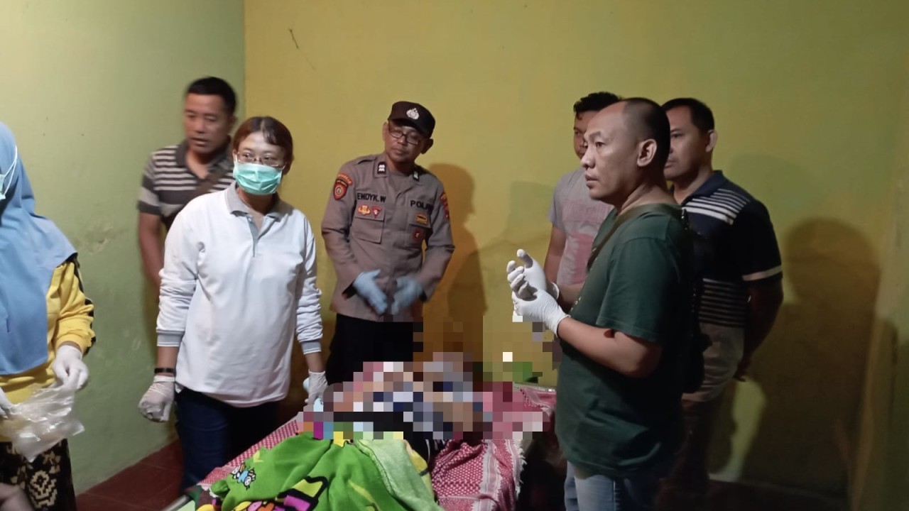 Proses olah TKP oleh Tim Inafis Polres Kediri. (Foto: Polres Kediri/jatimnow.com)