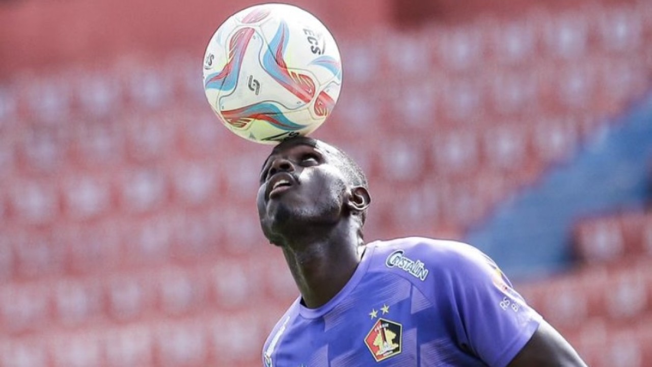 Flavio Silva, penyerang asing Persik Kediri dalam latihan rutin di Brawijaya. (Foto: Persik Kediri for jatimnow.com)