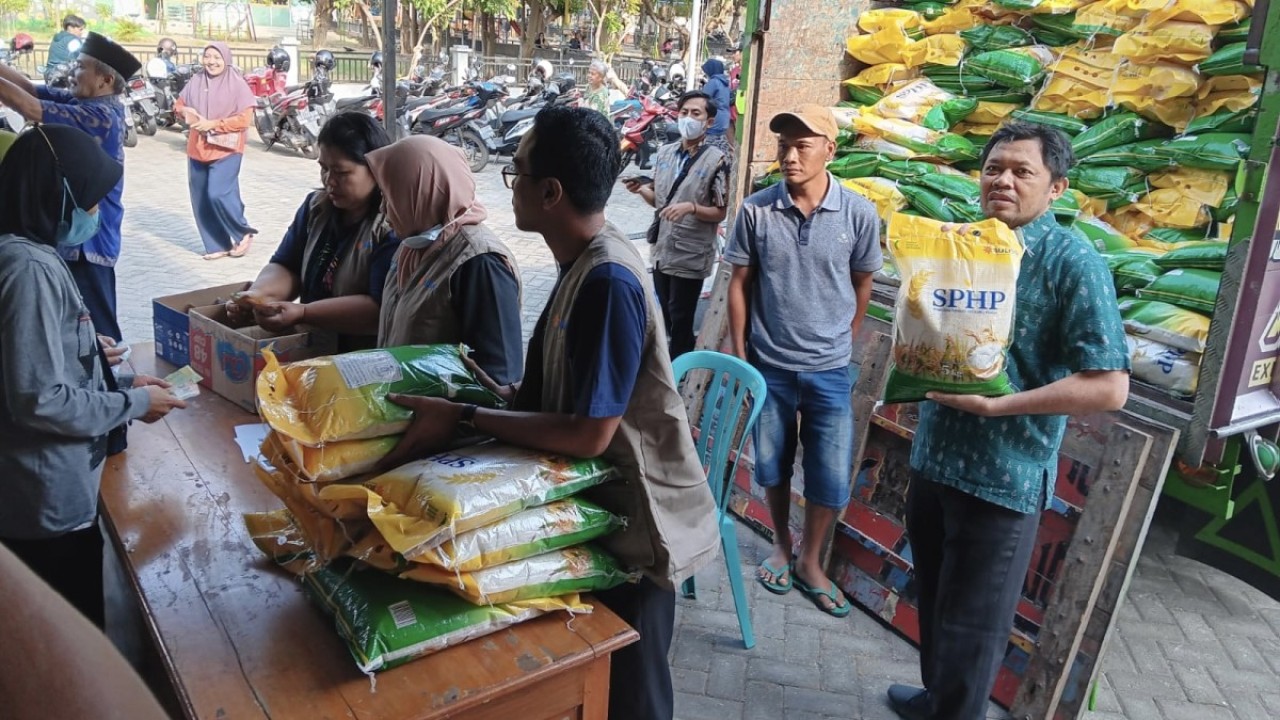 Ilustrasi operasi pasar murah. (Foto: dok.jatimnow.com)