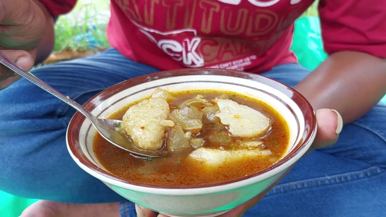 Kuliner Lontong Kikil di Lamongan Harga Rp5 Ribu, tapi Rasanya Megilan!