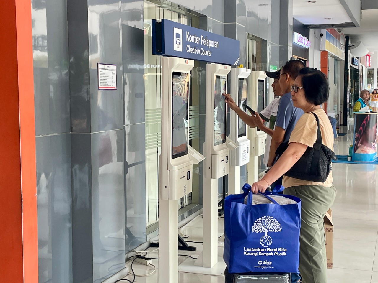 33.130 Tiket Lebaran 2024 Terjual di KAI Daop 8 Surabaya