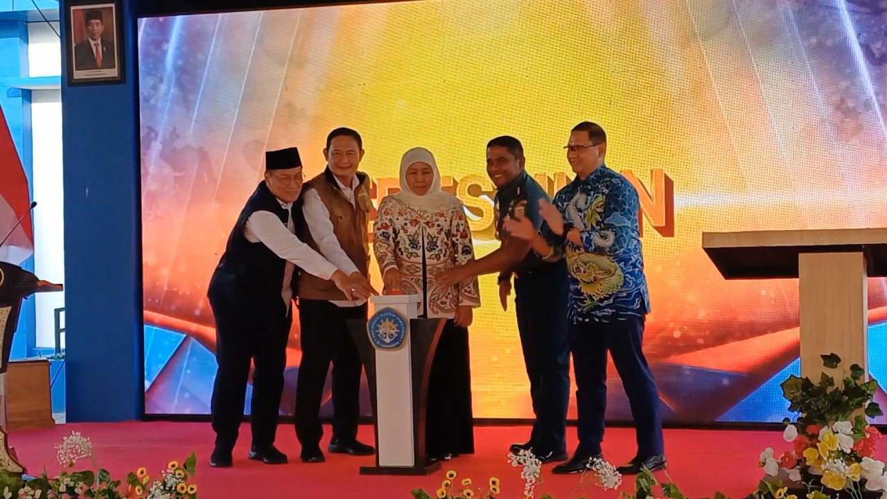 Gubernur Khofifah Resmikan Gedung Baru SMKN Maritim Lamongan