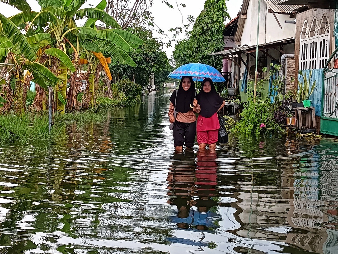 Kondisi banjir di Desa Trosobo Taman Sidoarjo. (Foto: Ahaddiini HM/jatimnow.com).