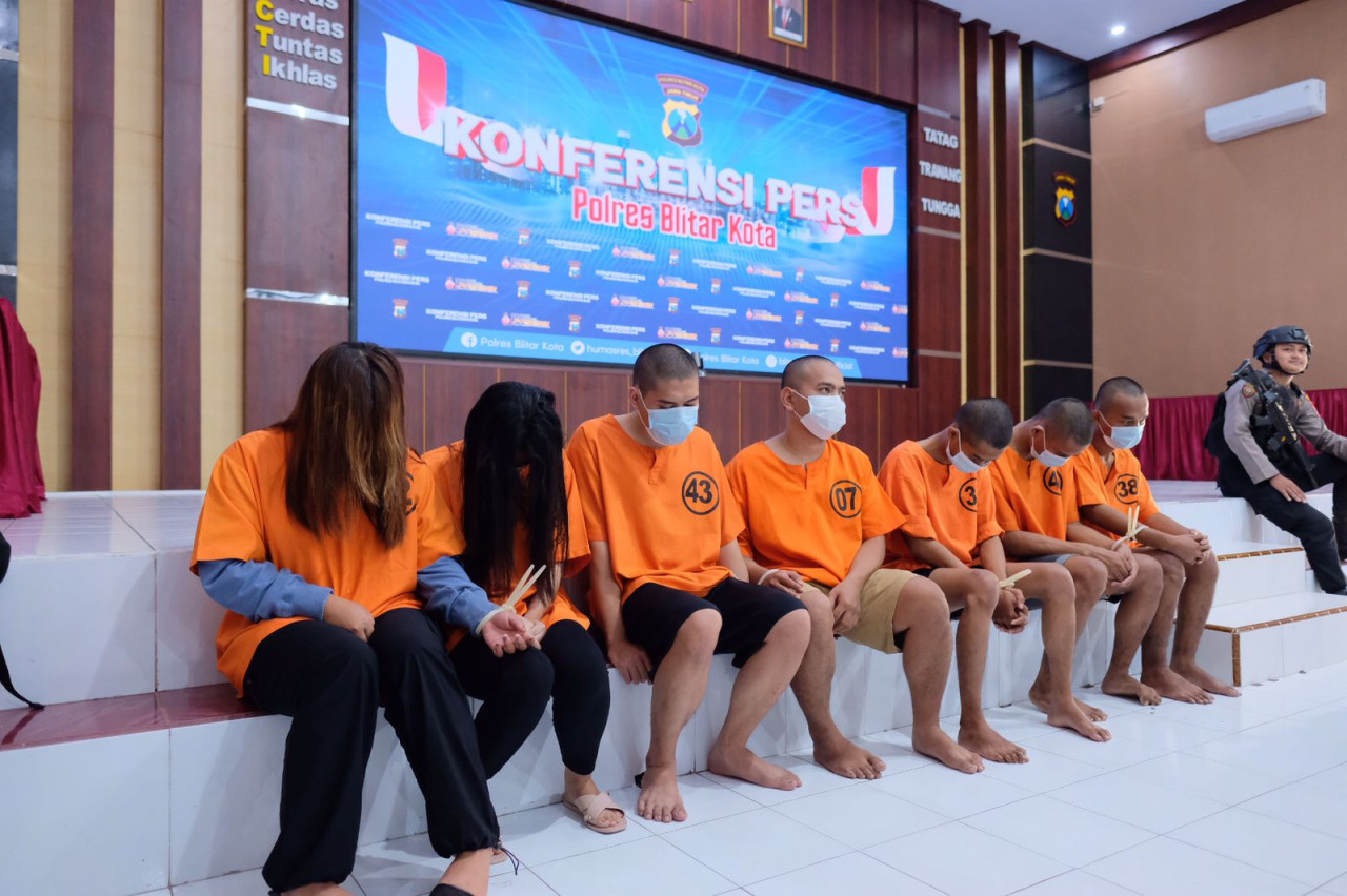 Tersangka prostotusi online ditangkap Polres Blitar Kota. Dok Humas Polres Blitar Kota