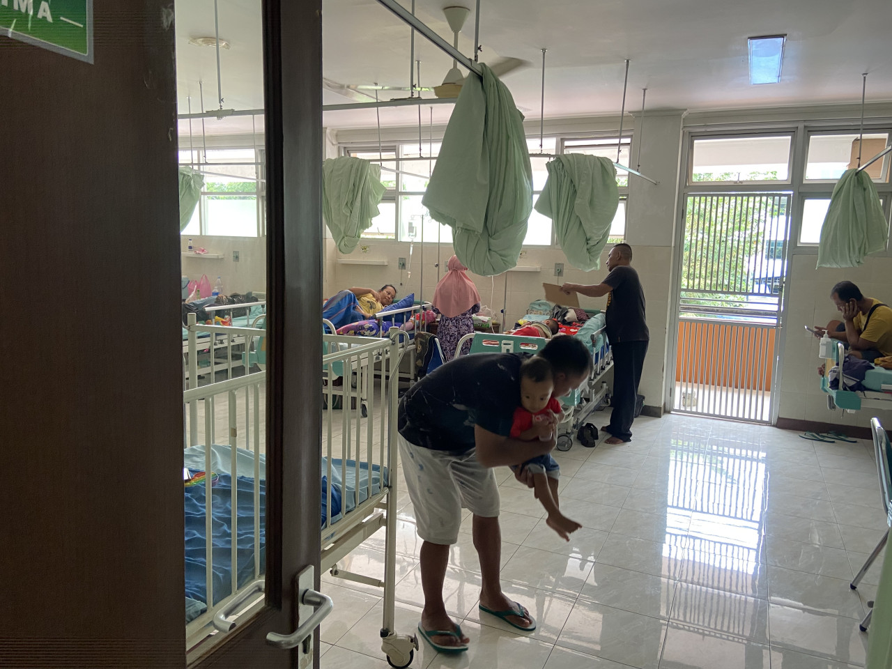 Ruang rawat inap di RSUD) dr Harjono Ponorogo. (Foto: Ahmad Fauzani/jatimnow.com)