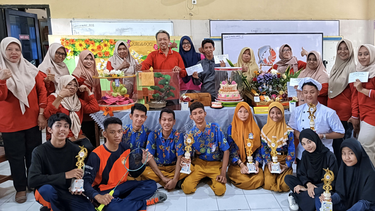 Murid-murid SLB B Tunarungu Dharma Wanita Sidoarjo. (Foto: Ahaddiini HM/Jatimnow.com)