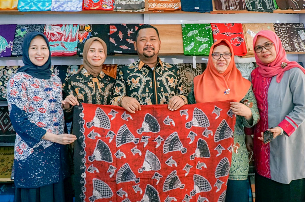 Mengintip Galeri Dekranasda, Etalase Produk Unggulan Gresik