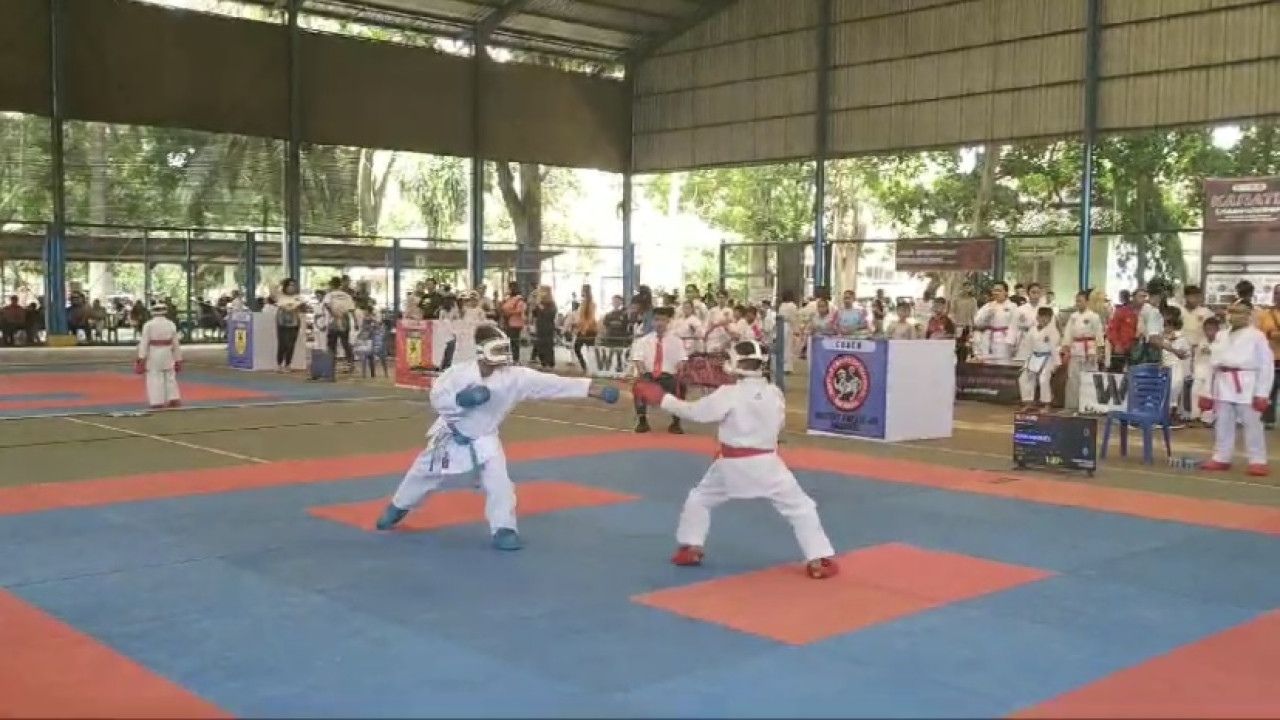 Kejuaraan karate di Kediri. (Foto: Yanuar Dedy/jatimnow.com)