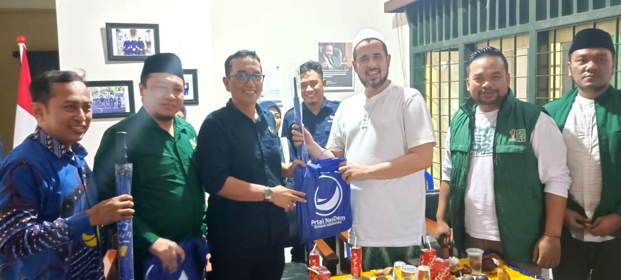 Pertemuan DPD Partai NasDem dengan DPC Partai Kebangkitan Bangsa di Probolinggo. (PKB) Kota Probolinggo. (Foto: Mahfud Hidayatullah/jatimnow.com)