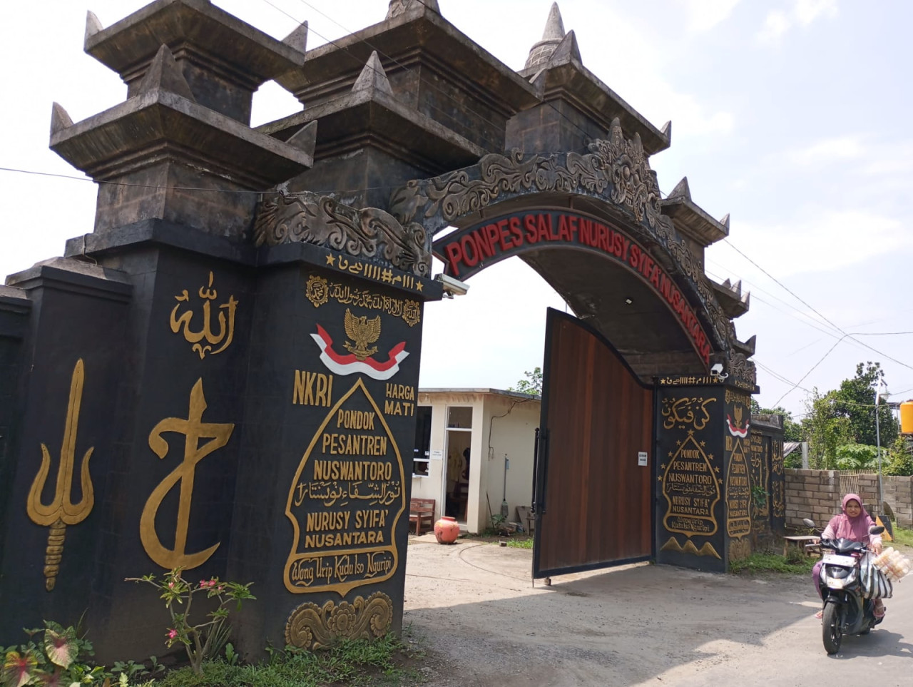 Situasi padepokan milik Samsudin di Blitar. (Foto: Bramanta Pamungkas/ jatimnow.com)